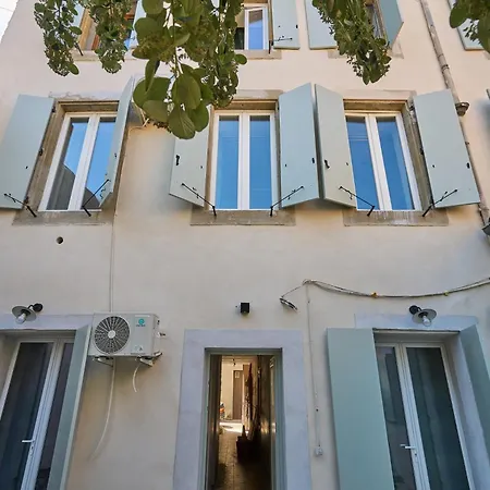 Perrutel - Entre Bastide Et Cite Carcassonne