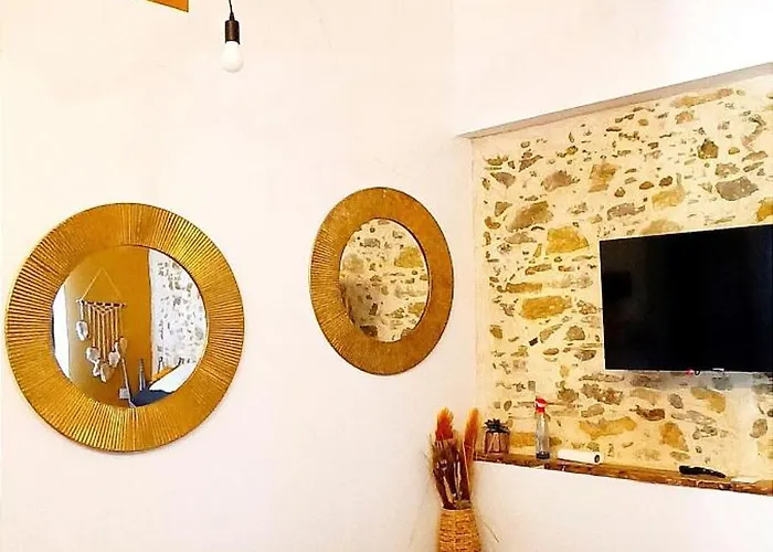 Perrutel - Entre Bastide Et Cite Apartament *