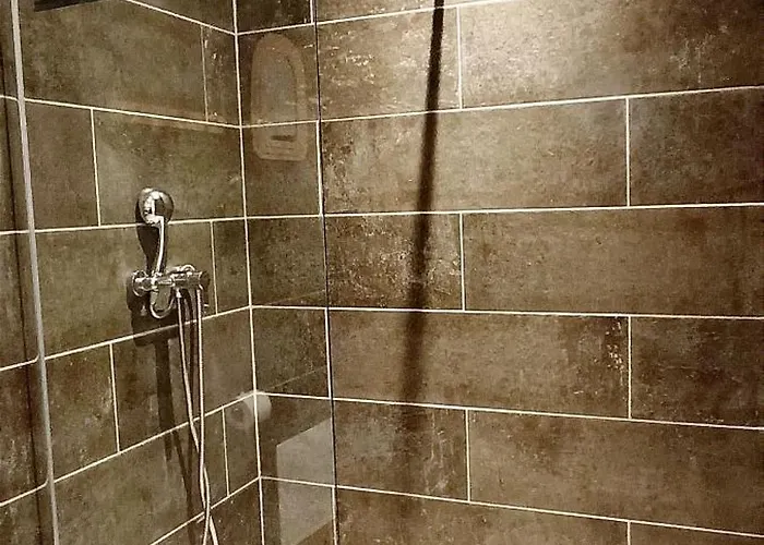 Perrutel - Entre Bastide Et Cite