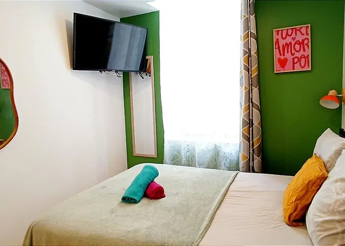 Perrutel - Entre Bastide Et Cite *